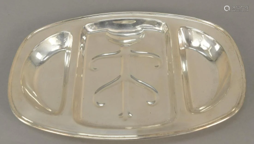 Sterling silver well and tree pattern platter. 24.6