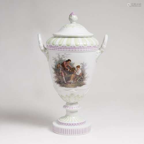 A Large Lidded Vase 'A Symbol of Love'