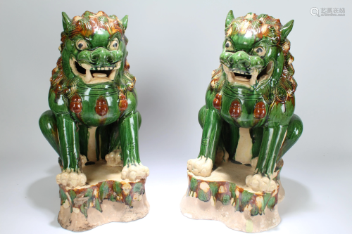 A Pair of Chinese Fortune Myth-beast Statue Disp…