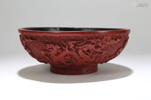 A Chinese Dragon-decorating Lacquer Bowl