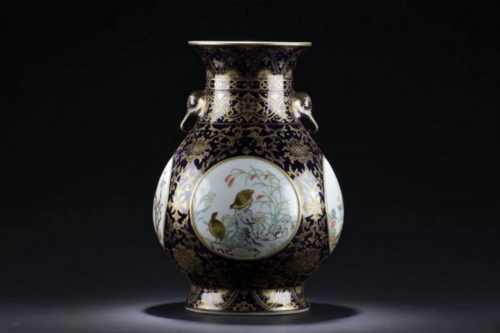 A Detailed Chinese Porcelain Windowed Decorati…