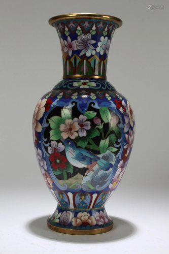 A Chinese Cloisonne Display Vase