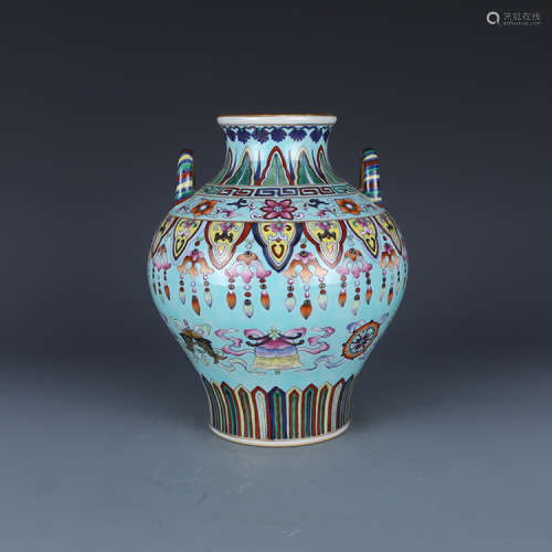 A Chinese Famille rose Porcelain Jar.