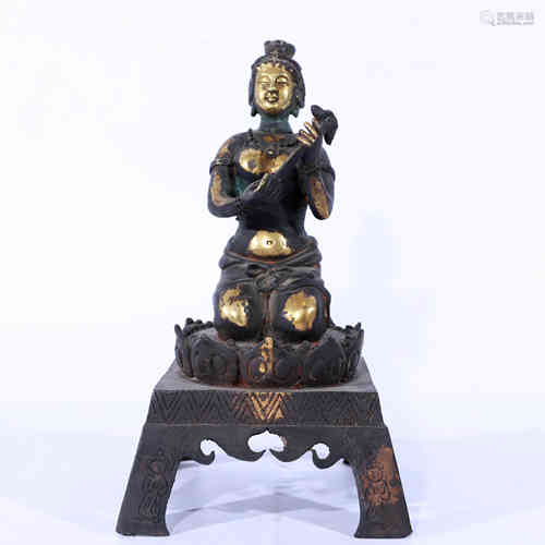 A Chinese Gilt Bronze Statue.