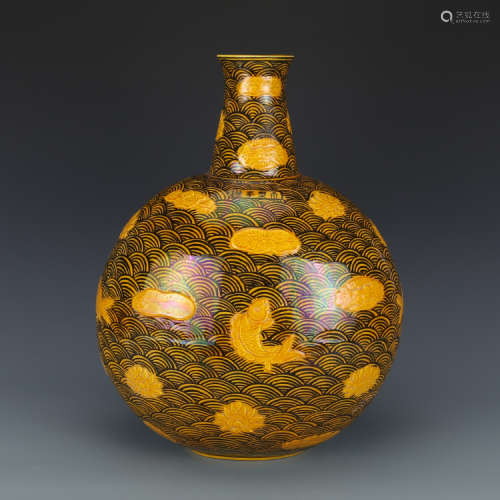 A Chinese Yellow Glazed Porcelain Vase with Pattern of Floating Fish and Algae.