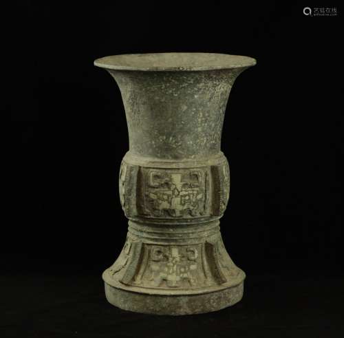 A Chinese Bronze Vase.