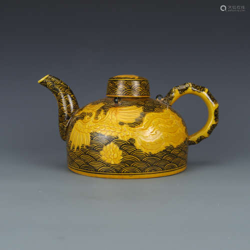 A Chinese Yellow Glazed Porcelain Teapot.