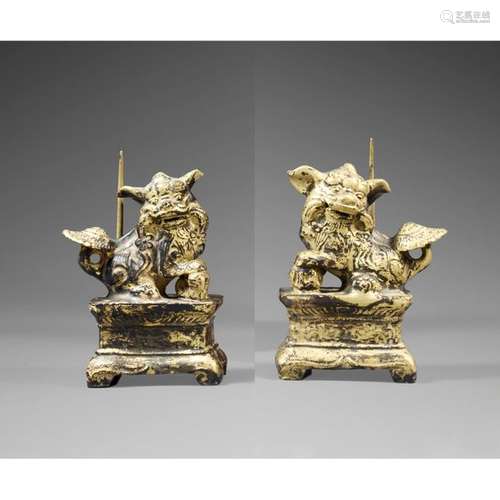 PAIR OF GILT LA...