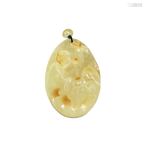 Amber Beeswax Pendant Necklace