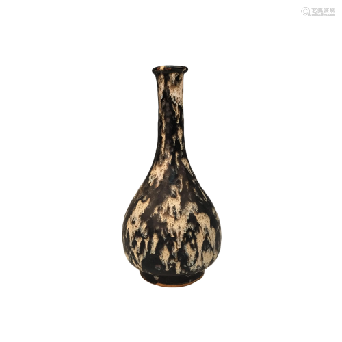 Chinese Jizhou Kiln Bottle Vase