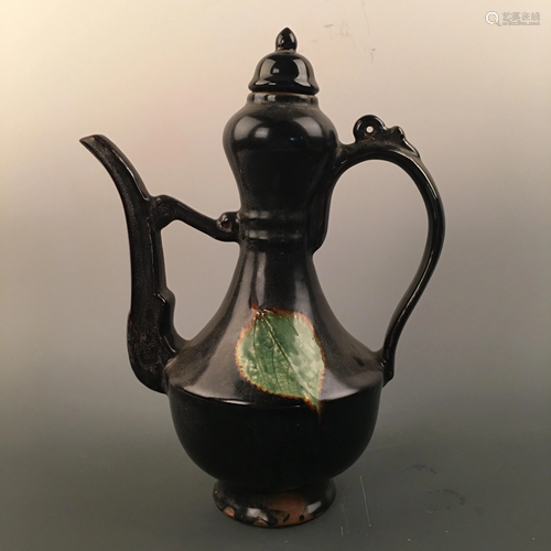 Chinese Jizhou Kiln Pitcher