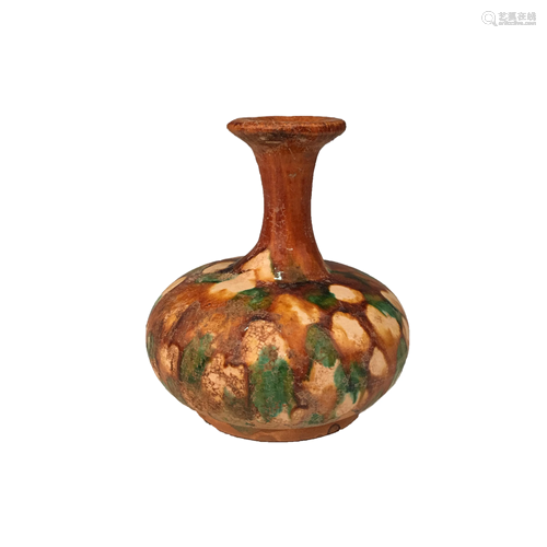 Chinese Sancai Vase