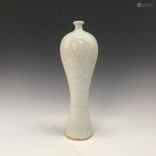 Chinese Hutian Kiln Vase