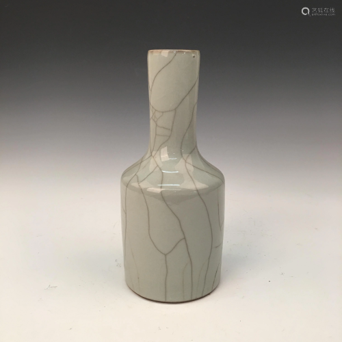 Chinese Guan Type Bottle Vase, Qianlong Mark