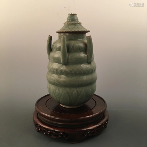 Chinese Longquan Ware Porcelain Pot And Lid
