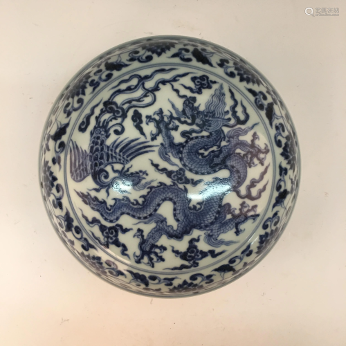 Chinese Blue-White 'Dragon and Phoenix' Round B…