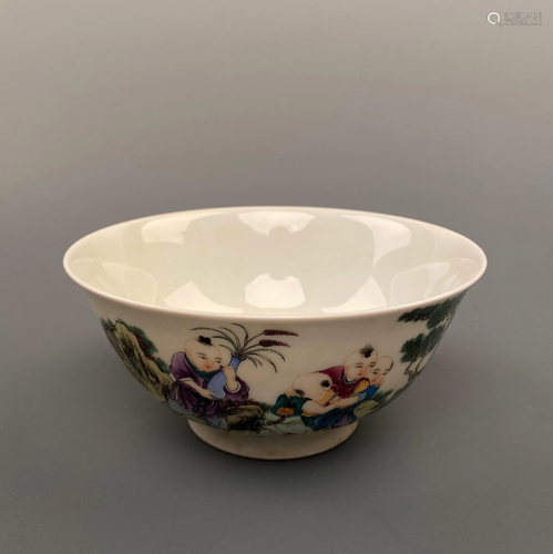 Chinese Famille Rose 'Children' Figured Bowl