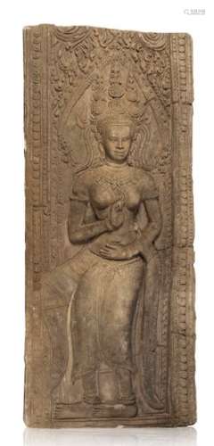 MODÈLE D'UNE APSARA PROVENANT DU TEMPLE D'ANGKOR V…