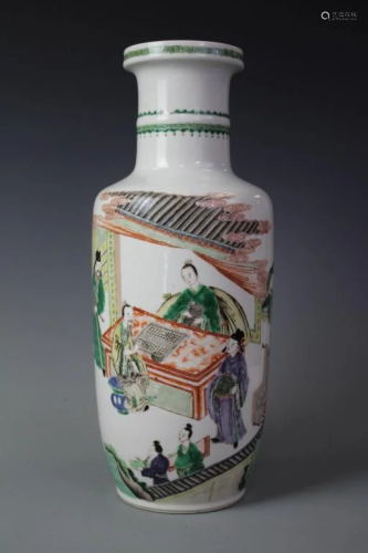 Chinese Wucai Porcelain Vase
