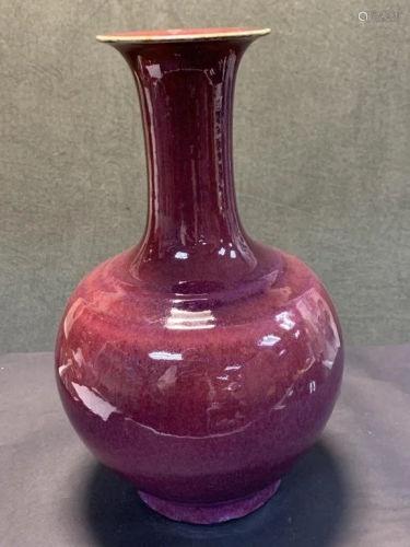 Qing Dynasty Red Glaze Vase