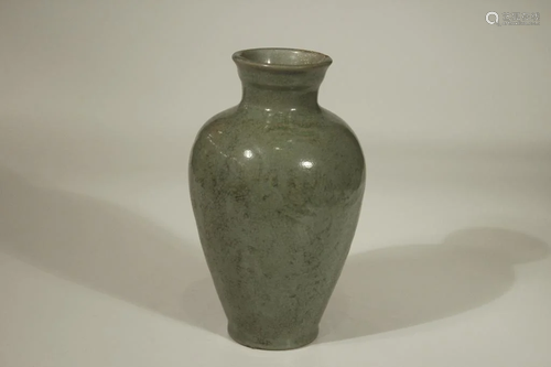 Ru Ware Porcelain Vase