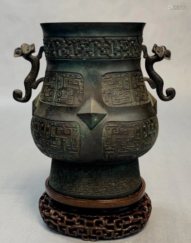 Shang Period Bronze Zun W/ Two Handles