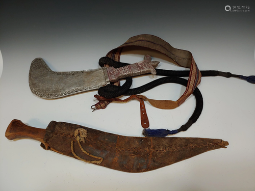 (2) Curved Oriental Daggers with Sheaths