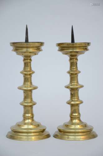A pair of Renaissance candlesticks in bronze (40cm)
