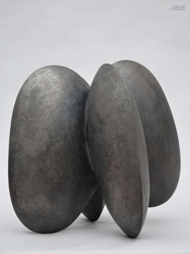 Adriano Leverone: ceramics 'Big black winged' (40x60x40cm)