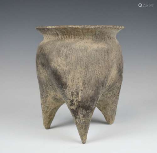 LONGSHAN CULTURE TRIPOD POT