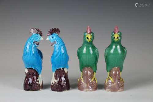 TWO PAIRS OF PORCELAIN ROOSTER AND PARROT FIGURALS