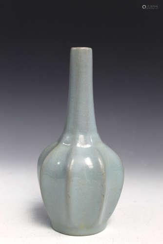 Chinese Ru Ware porcelain vase.