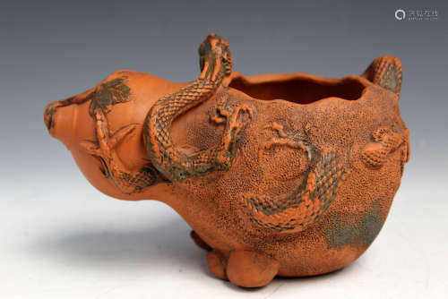 Japanese pottery water pot.