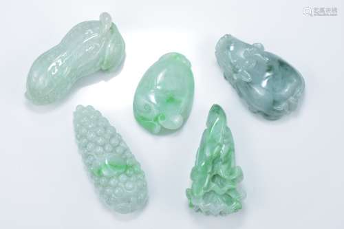 Five Chinese jadeite / jade pendants. A peanut, cabbage, corn, peach and animal. Approx. 4cm length