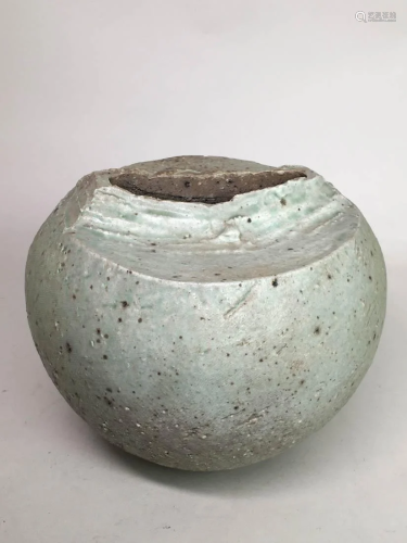 Japanese Modern Ceramic Vase with Incised DÃ…