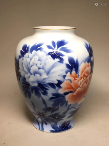 Japanese Fukugawa Porcelain Vase - Floral