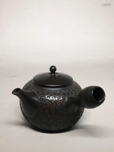 Japanese Yixin Clay Teapot