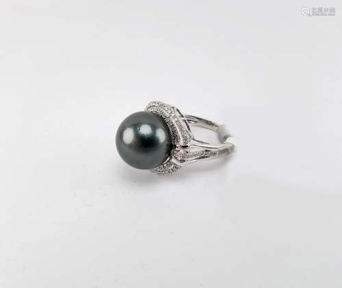 Tahitian Pearl & Diamond Platinum Ring