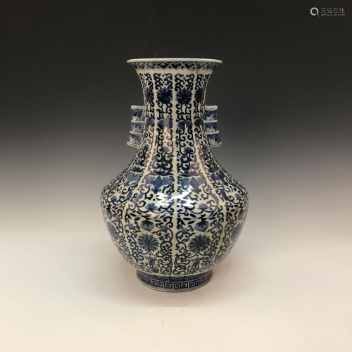 Chinese Blue-White Vase, Qianlong Mark
