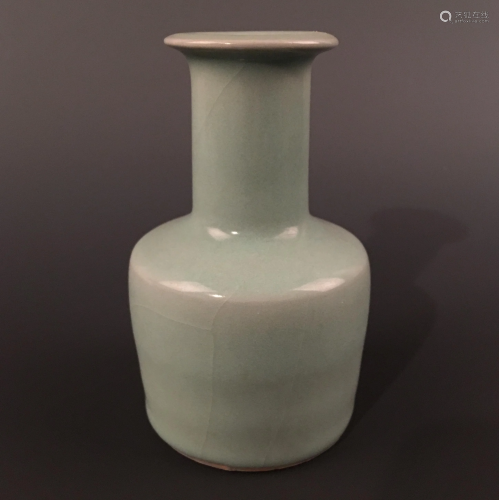 Chinese Longquan Kiln Porcelain Vase