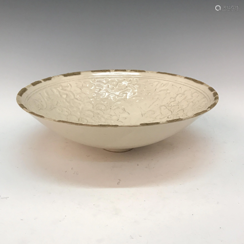 Chinese Ding Ware Dish