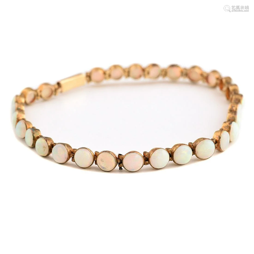 Opal, 8k Yellow Gold Bracelet.