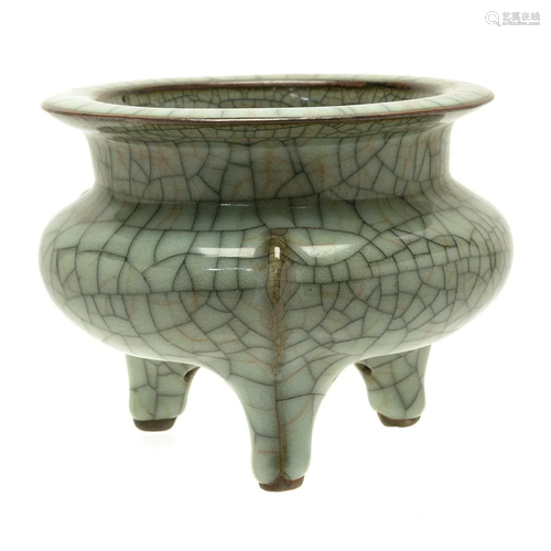 Chinese Ge Type Tripod Censer.