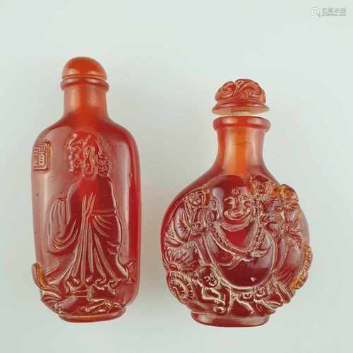 Zwei Snuffbottles aus Pekingglas- China