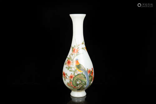 WHITE GLASS 'FLOWERS AND BIRDS' VASE