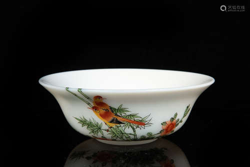 WHITE GLASS 'FLOWERS AND BIRDS' BOWL