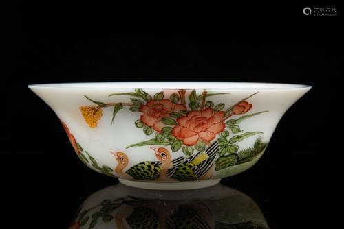 WHITE GLASS 'FLOWERS AND BIRDS' BOWL