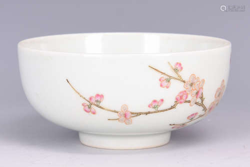 FAMILLE ROSE 'FLOWERS' BOWL