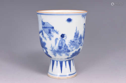 BLUE AND WHITE 'PEOPLE' STEM CUP