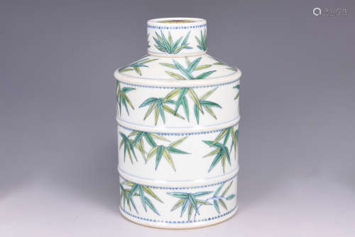 DOUCAI 'BAMBOO SECTION' JAR WITH COVER